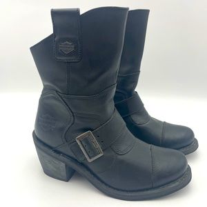 Ladies Harley Davidson boots!